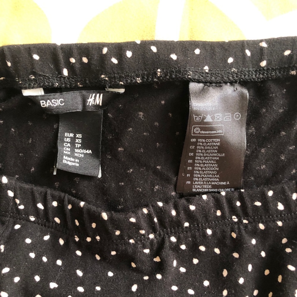 Spotted mini skirt - Picture 3 of 4
